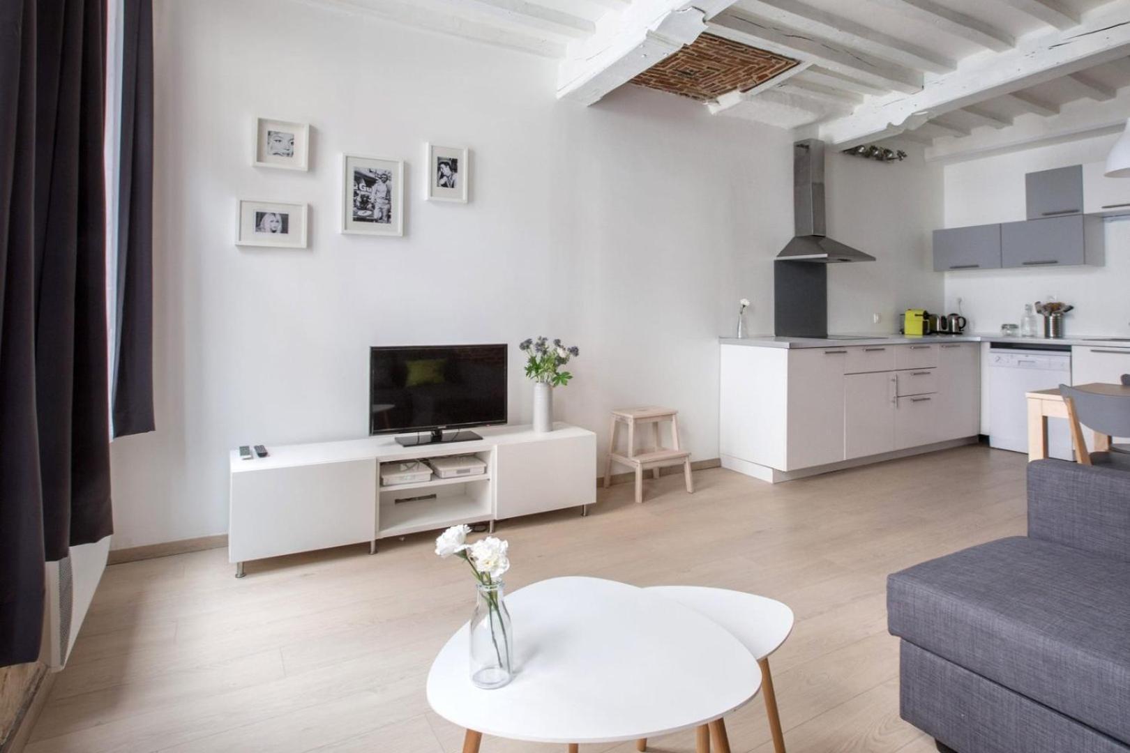 Old Town - Superb Apartment In Rue Esquermoise ! Lille Exteriör bild