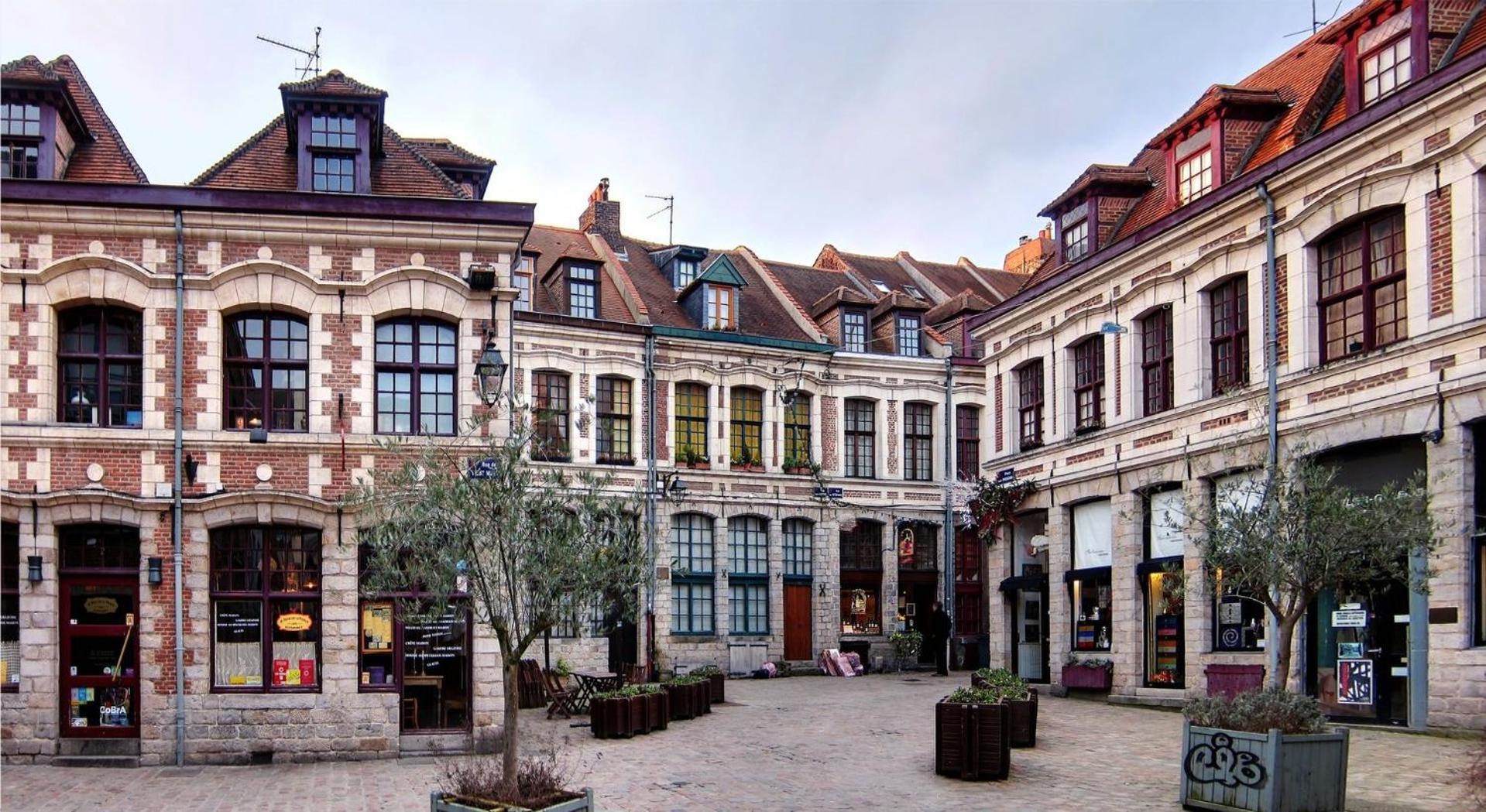 Old Town - Superb Apartment In Rue Esquermoise ! Lille Exteriör bild